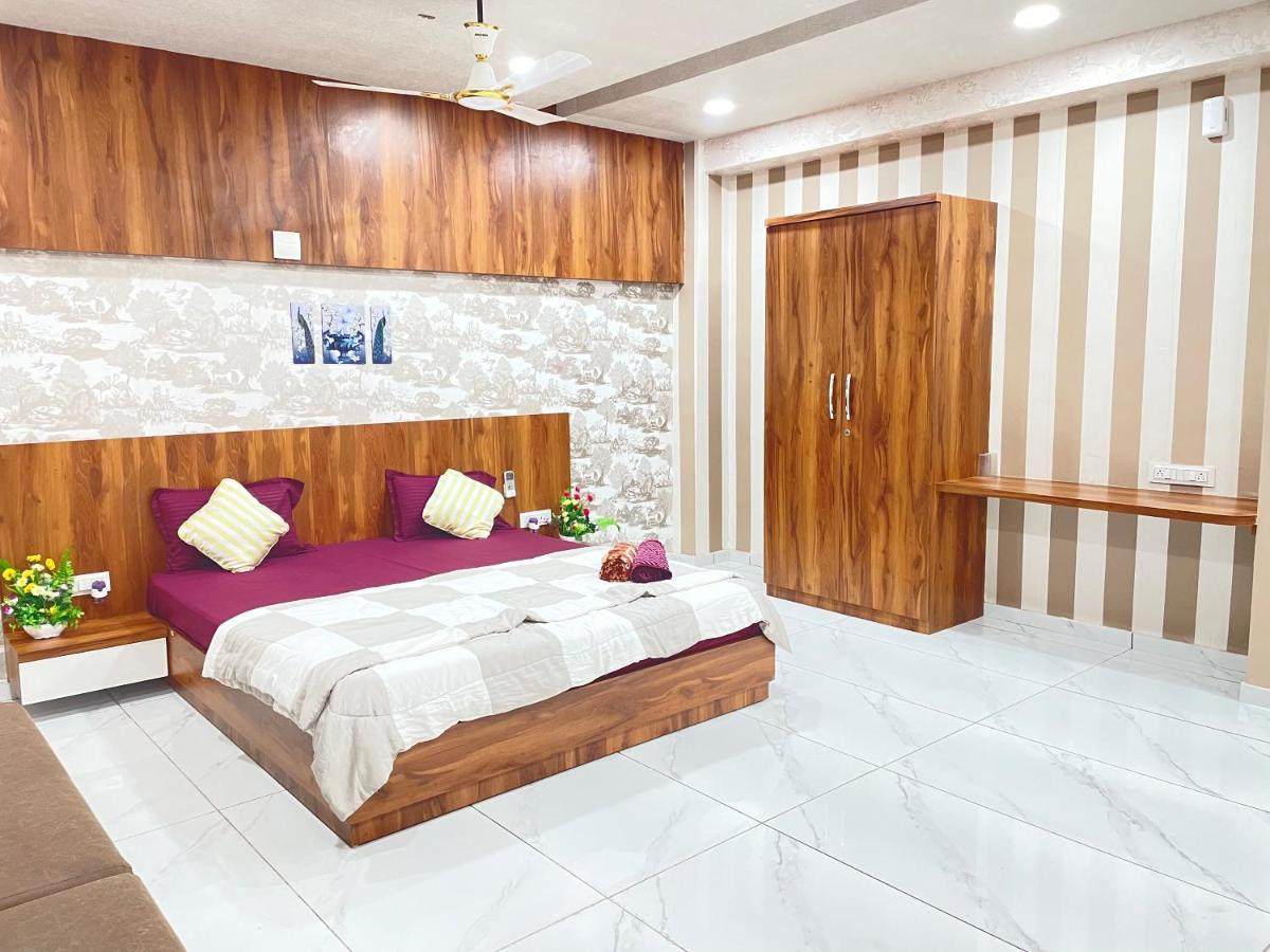 Kesar Hotel Viramgam Exteriör bild
